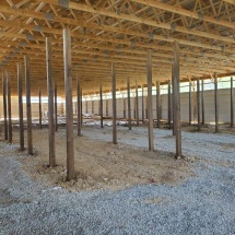 construction-of-pole-barn-with-center-posts